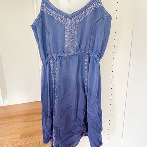 Blue and white dress from Raya Sun 💙